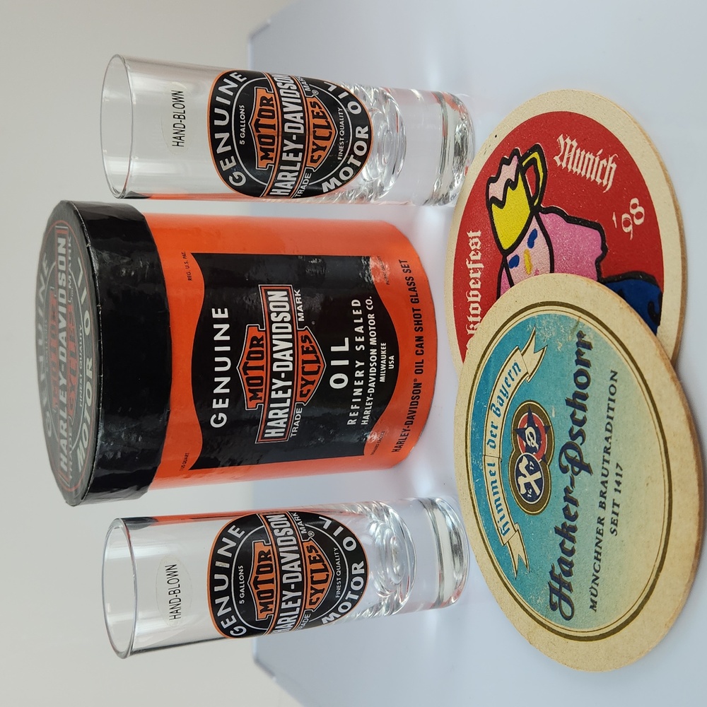 Harley-Davidson Oil Can Hand-Blown Shot Glass Set, Like New, No Mat
